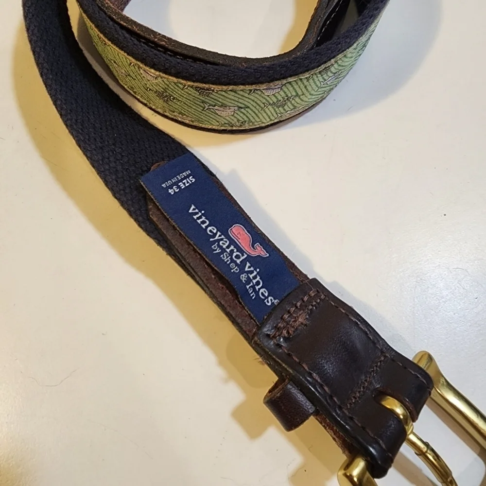 VINEYARD VINES men's belt size 34